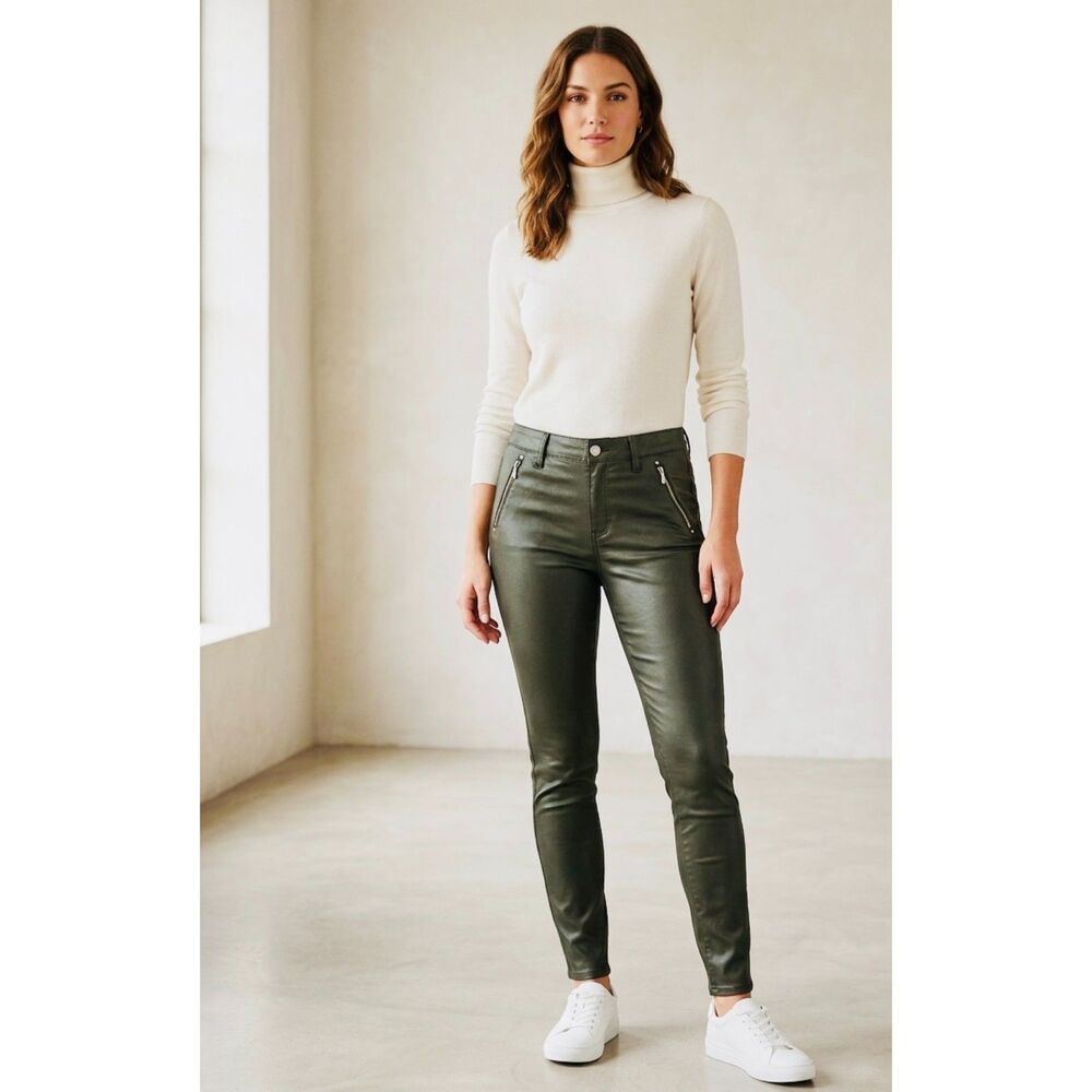 White House Black Market Green Skinny Dress Pants - Size 10 (Gently Used)